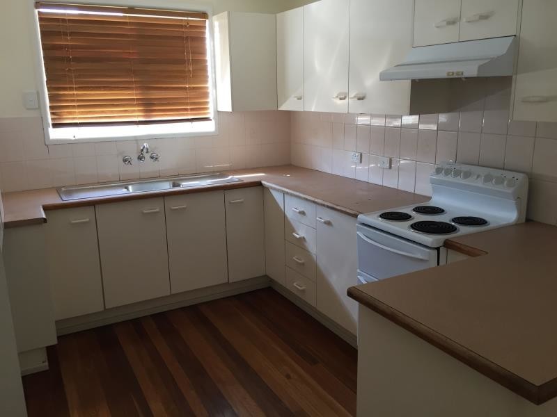 35 Scott Street, Kawana QLD 4701